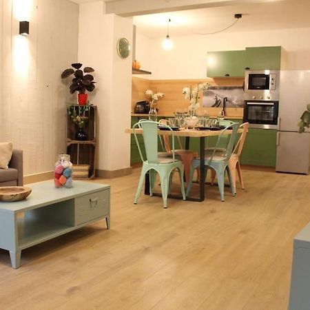 Chez Franck Et Gisele Apartamento LʼIsle-sur-la-Sorgue Exterior foto
